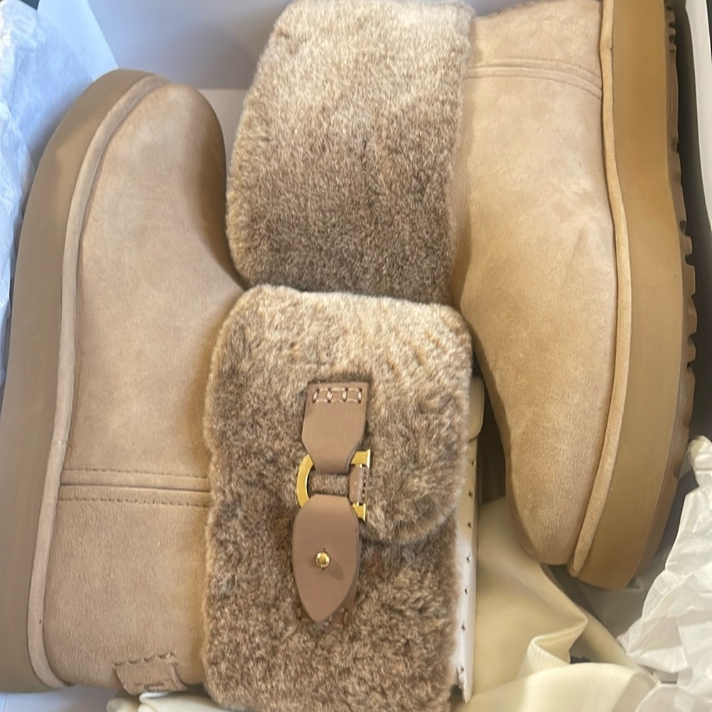 Classic Berge Mini UGGs